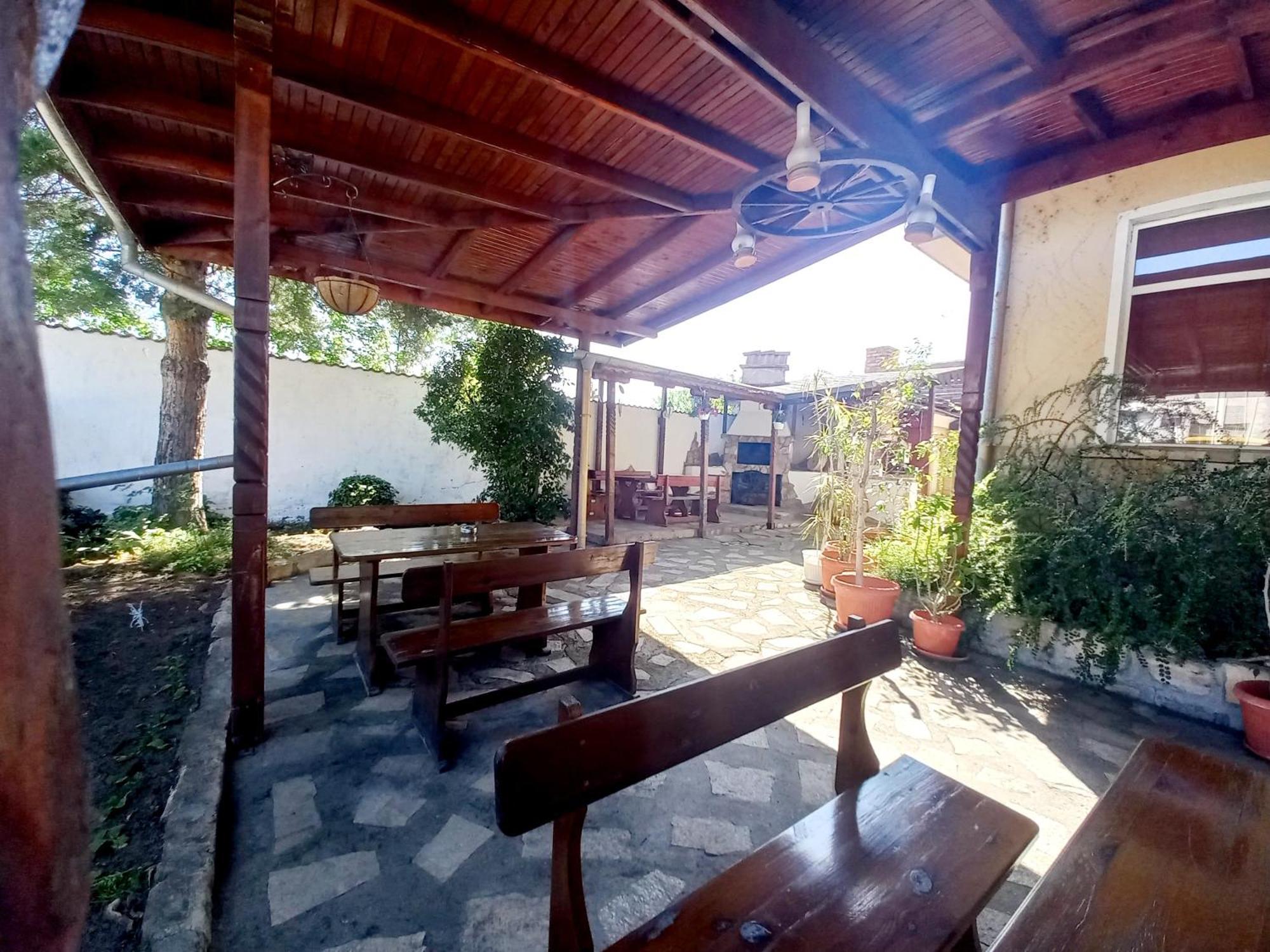 Hotel Kibor Gulubovo  Buitenkant foto