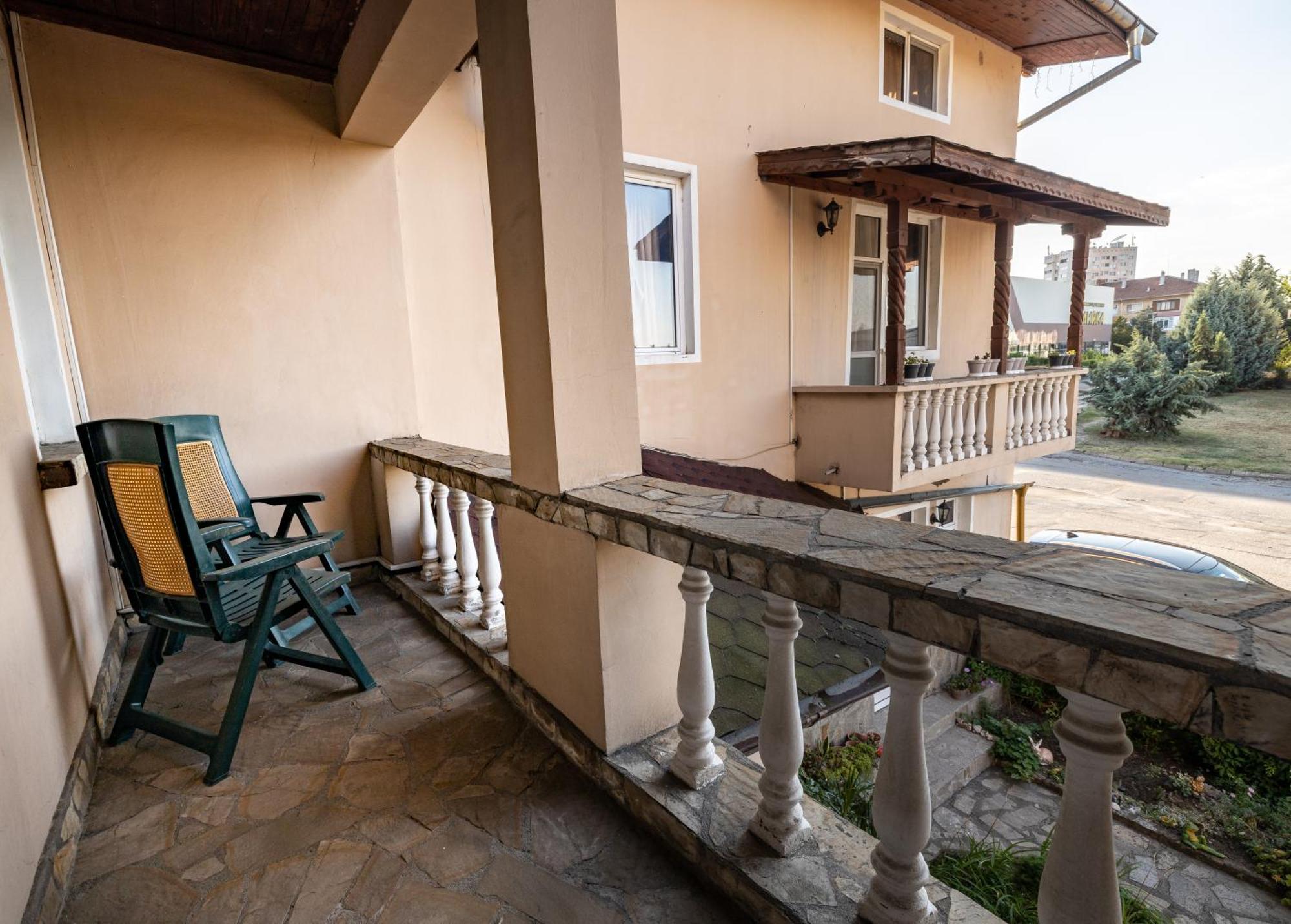 Hotel Kibor Gulubovo  Buitenkant foto