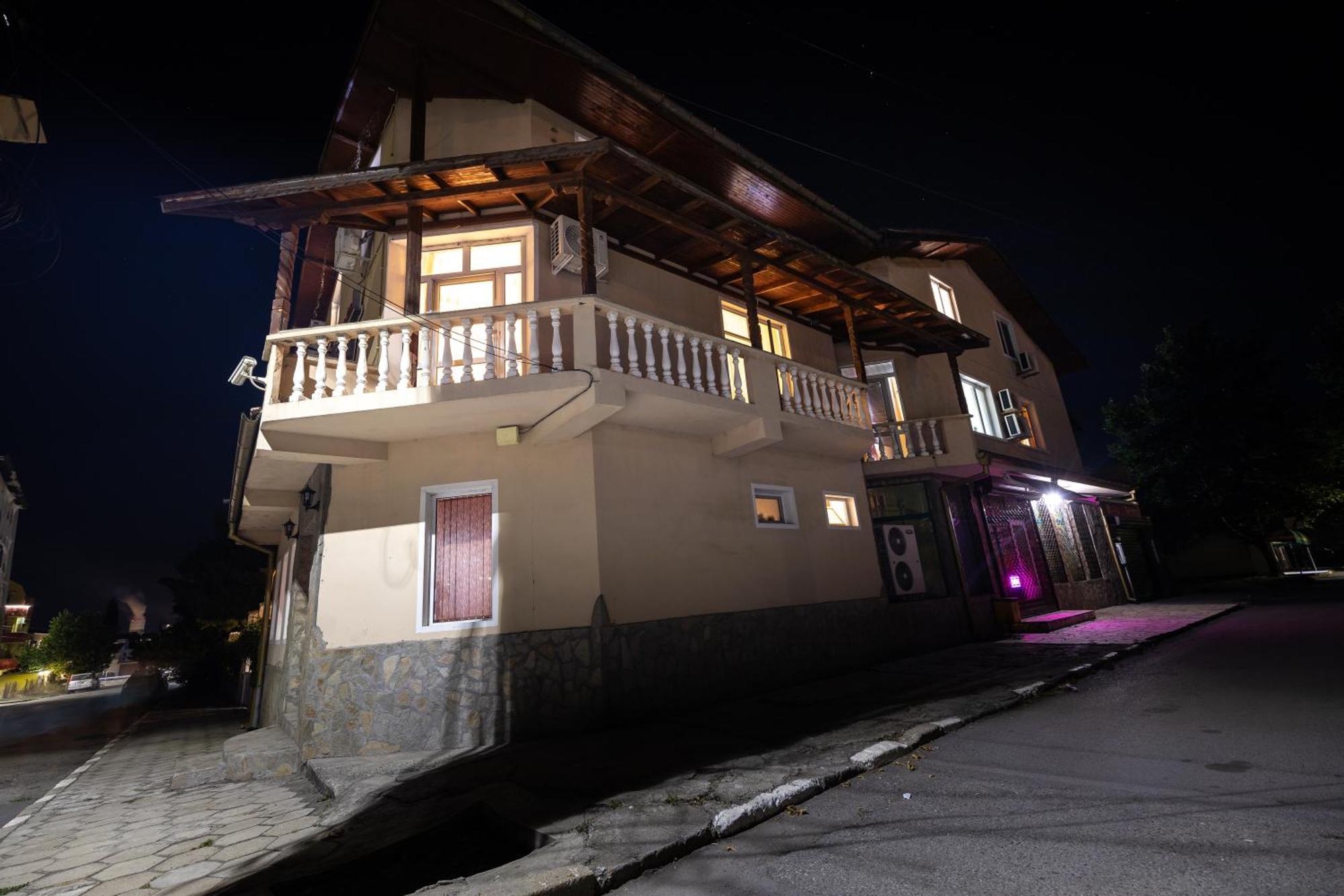 Hotel Kibor Gulubovo  Buitenkant foto