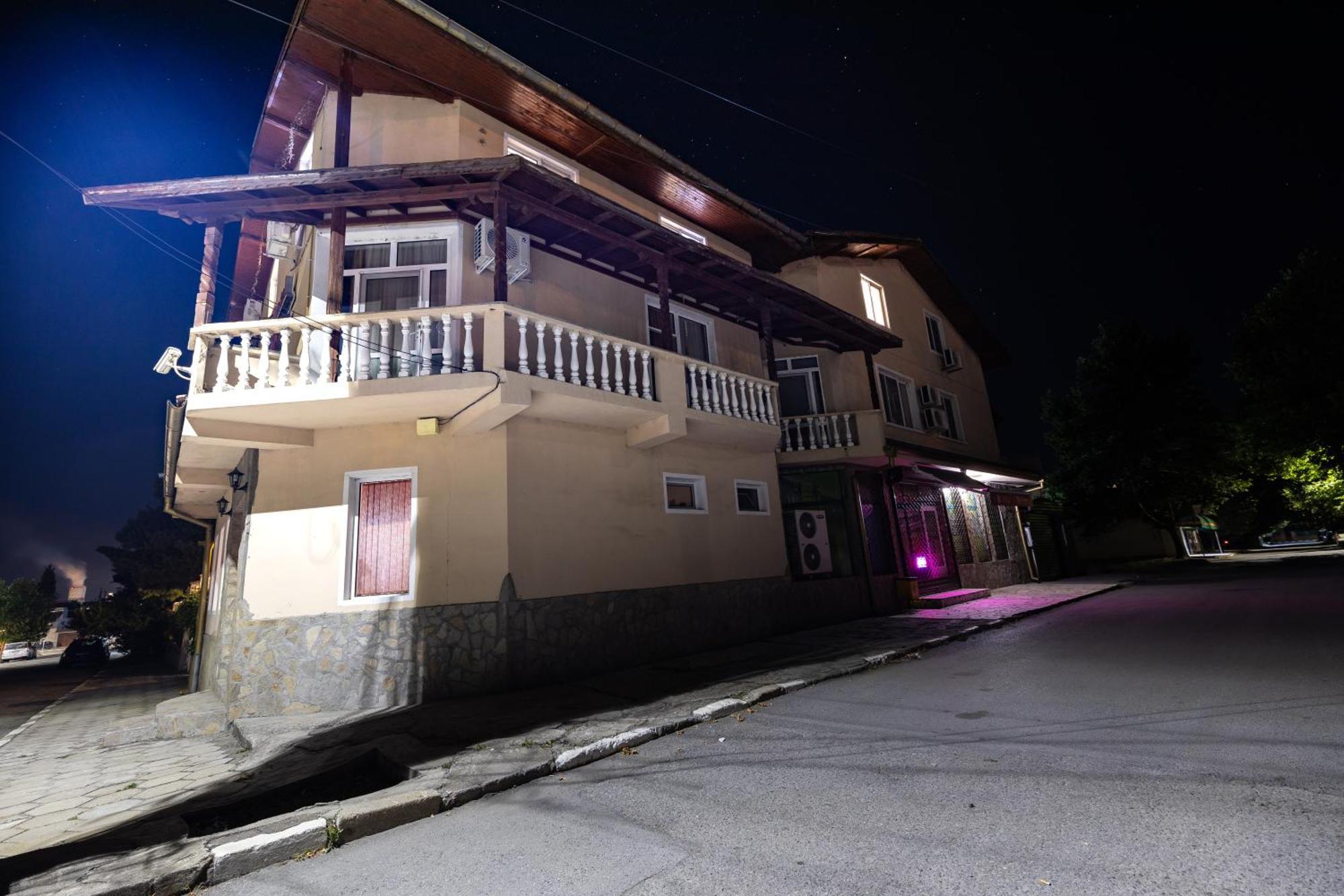 Hotel Kibor Gulubovo  Buitenkant foto